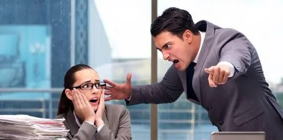 一个情绪心理学概念，让你彻底看懂职场PUA屡见不鲜
