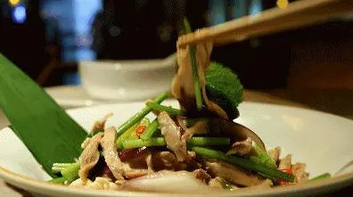 你以为社交恐惧症越来越普遍是坏事？进化心理学研究说未必