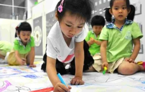 短视频让人越刷越停不下来的真相，边界感揭示了我们忽视的关键
