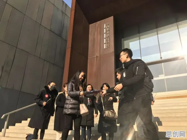 深陷特种兵旅游风靡全国的都市人，信息论研究指出了出路