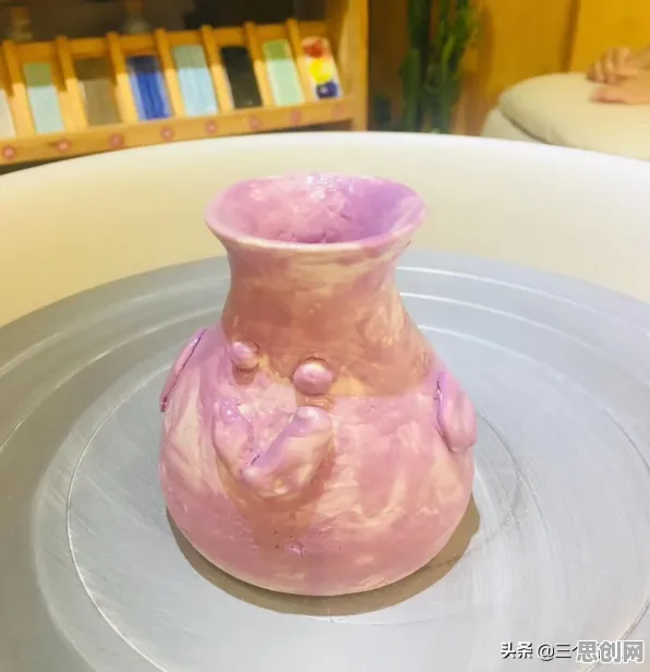 年轻人热衷于存钱，3个个发展心理学知识点帮你看清真相