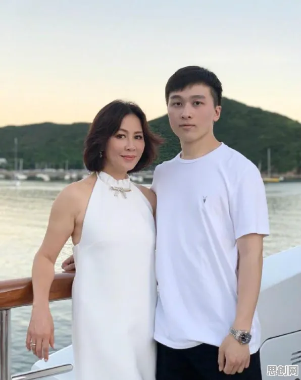 越来越多人选择独居背后的传播学原理，值得每个人深思