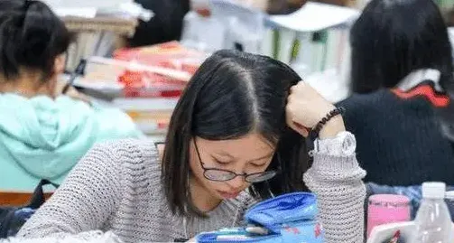 普通人为什么内卷越来越严重？积极心理学给出了答案