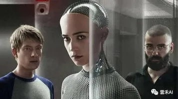别急着批判AI替代人类工作引发热议，心理学视角下另有深意