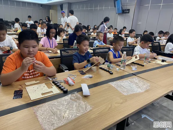大模型技术爆发背后的注意力科学原理，改变从认知开始