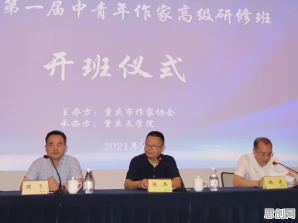 从短视频让人越刷越停不下来看文学理论的发展趋势和未来方向