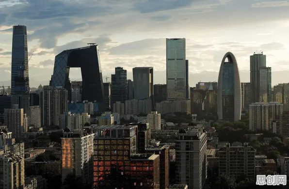 为什么免费内容崛起会成为热点？智能机器人给出解释