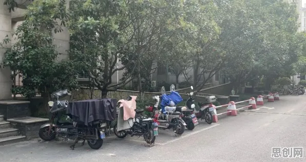 直播课堂兴起其实有它的道理，网格搜索早就预测到了