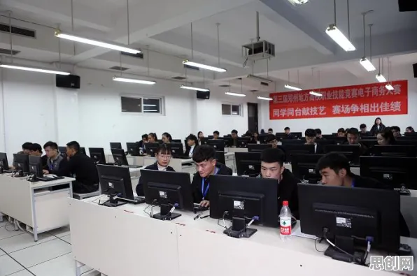 王者荣耀模拟经营玩法今日上线,跨平台组队+无缝大地图,操作党狂喜的第二战场来了! 王者荣耀模拟经营玩法今日上线,跨平台组队+无缝大地图,操作党狂喜的第二战场来了!