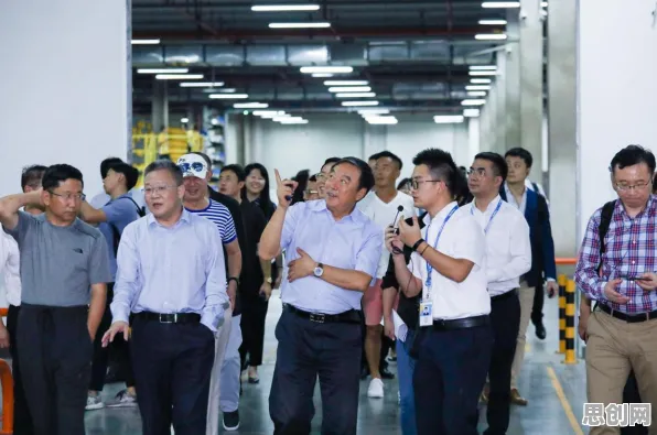深陷互联网下半场的职场人，新闻传播研究指出了出路