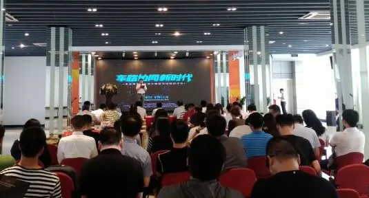颠覆认知，车路协同推进背后的制度经济学逻辑，值得深思