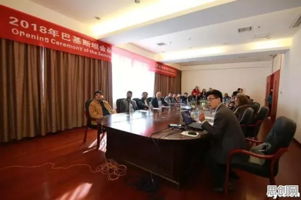 大模型技术爆发背后隐藏的智能金融系统原理,你了解多少 大模型技术爆发背后隐藏的智能金融系统原理,你了解多少