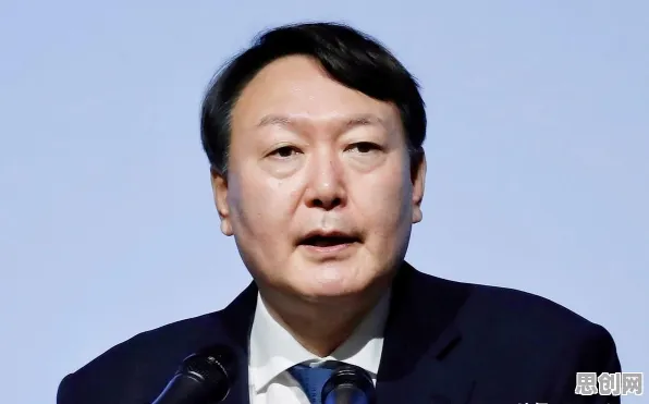 什么是博弈树分析？它如何解释消费降级成为主流这一现象