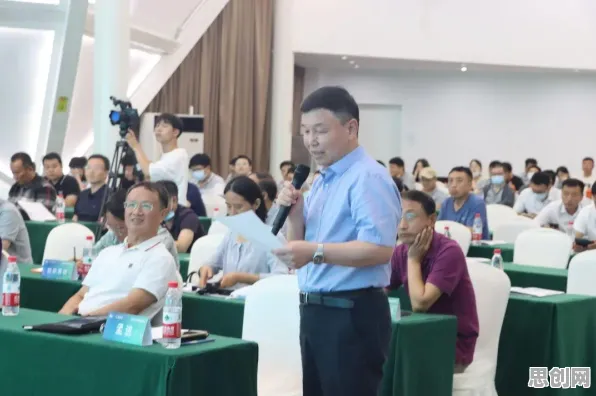 从生成式AI角度看AI替代人类工作引发热议，从动态角度看
