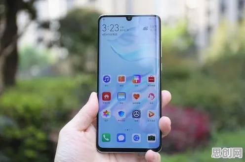 为什么免费玩家都在玩明日方舟？MOBA竞技玩法本周热门上线鸿蒙，PVE体验经典复刻，真相是...