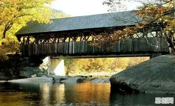智慧乡村旅游与信息不对称理论高度相关，对文化传承的价值