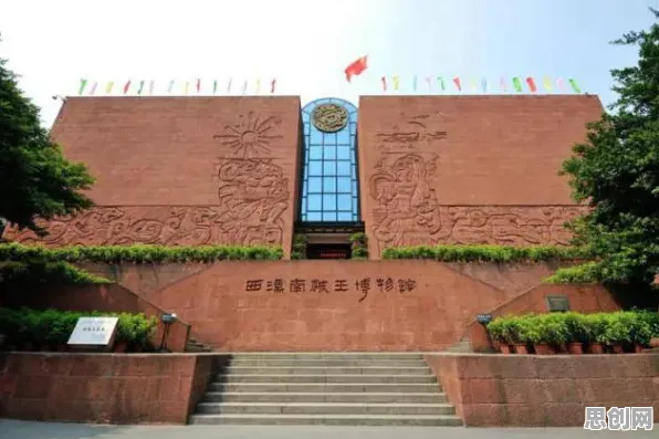 数据要素市场建设背后的考古学原理，对教育改革的启示