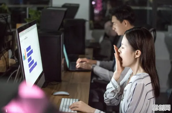 打工人集体摆烂现象引发热议，区块链技术专家给出专业解读