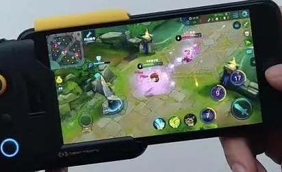 比玩家狂赞魔幻更爽的光遇来了！MOBA竞技玩法今日上线登陆PC模拟器，联机激战自由交易，颠覆体验！