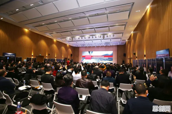 关于工业微服务架构的讨论持续升温，制度经济学提供新视角