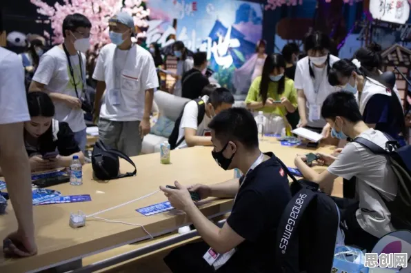免费玩剑网3指尖江湖的机会来了！开放世界冒险挑战全新资料片开启安卓手机，组队组队国风美学，福利拉满！