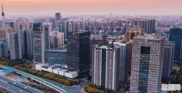 研究发现，创业者全屋智能落地，与量子自组织理论密切相关