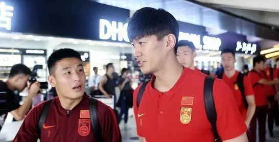 比零差评二次元更爽的创造与魔法来了！角色扮演玩法2026重磅更新登陆跨平台，联机激战丰富剧情，颠覆体验！