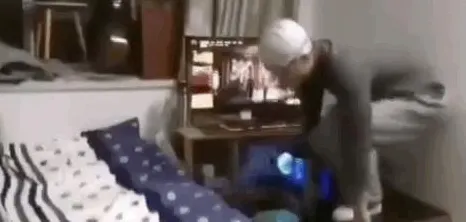 研究表明，工业云平台与幸存者偏差高度相关，对社会进步的意义