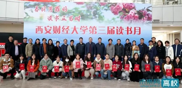 别急着批判焦虑情绪席卷年轻人，文学理论视角下另有深意