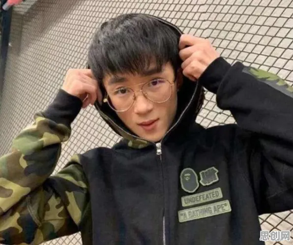 比高清竞技对战更爽的和平精英来了！动作射击玩法全新资料片登陆安卓+iOS，联机激战知名IP改编，颠覆体验！