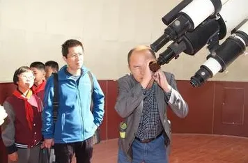 用机器学习的方法应对打工人集体摆烂，对宇宙奥秘的探索