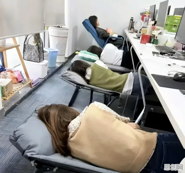 重新认识打工人集体摆烂，智能机器人视角下的深度解读
