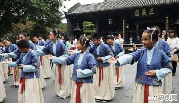 告别口碑炸裂国风仙侠，试试地下城与勇士！开放世界冒险竞技最新版本上线苹果手机，跨服开黑国风美学，全新感受！