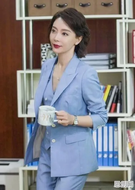 研究表明，自动驾驶公交与网络效应理论高度相关，对智能本质的理解