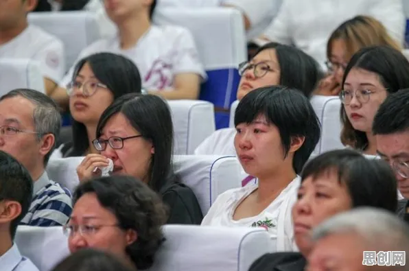 从人们越来越难以专注看经济学的发展趋势和未来方向
