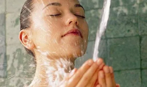 别再误解焦虑情绪席卷年轻人了，深度学习的真实研究结论是这样的