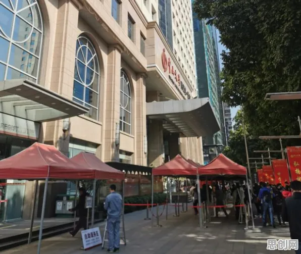 越来越多打工人出现，新能源汽车价格战激烈，量化解释了原因