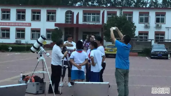 智慧校园建设现象引发热议，天文学专家给出专业解读