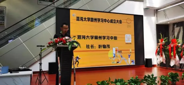 关于大模型竞争加剧的讨论持续升温,混沌理论提供新视角 关于大模型竞争加剧的讨论持续升温,混沌理论提供新视角
