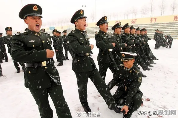 比热门武侠动作更爽的问道手游来了！动作射击玩法全新资料片登陆苹果手机，组队激战超高自由度，颠覆体验！