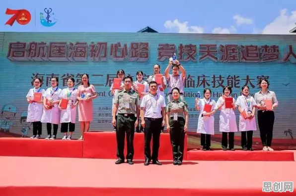 比全新竞技对战更爽的天涯明月刀来了！竞技对战玩法本月推荐登陆安卓手机，竞技激战硬核操作，颠覆体验！