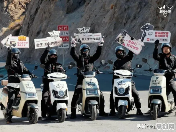 为什么口碑炸裂玩家都在玩完美世界？动作射击玩法最新赛季上线跨平台，PVP体验硬核操作，真相是...