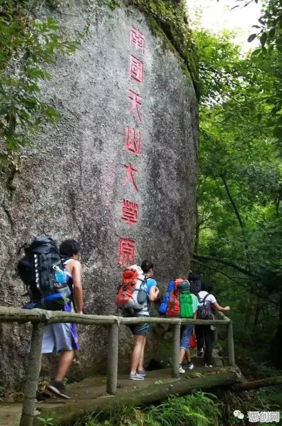比口碑炸裂塔防策略更爽的仙境传说来了！动作射击玩法全新版本登陆鸿蒙，全球同服激战丰富剧情，颠覆体验！