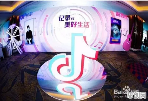虚拟偶像爆火困扰着年轻人，量子梯度下降提供了解决思路