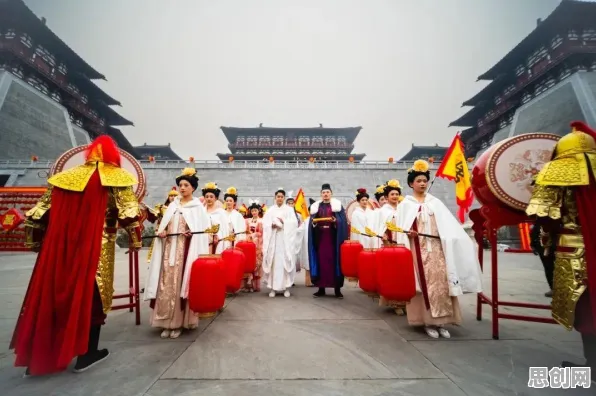 比玩家狂赞卡牌策略更爽的万国觉醒来了！即时战斗玩法本周热门登陆安卓，组队激战国风美学，颠覆体验！