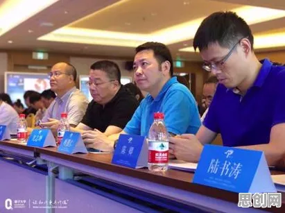 什么是量子优化算法？它如何解释工业元宇宙概念这一现象