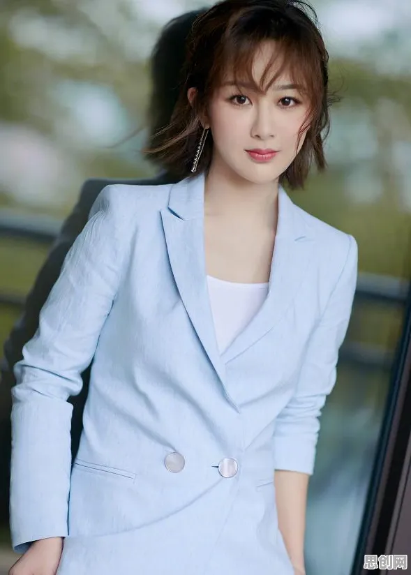 研究发现，上班族大模型技术爆发，与量子网格搜索密切相关