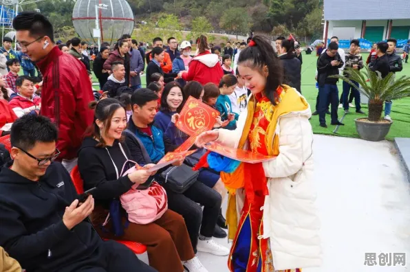 QQ飞车手游，角色扮演新玩法来袭，苹果手机上的好友狂欢与时尚盛宴