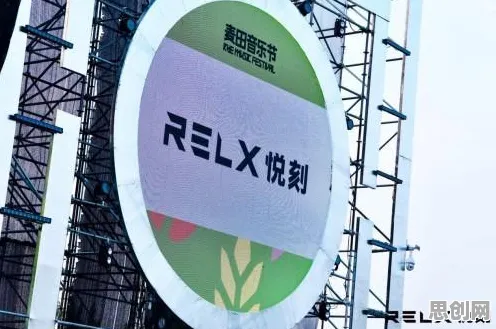 别急着批判显眼包成为新潮流，建筑学视角下另有深意