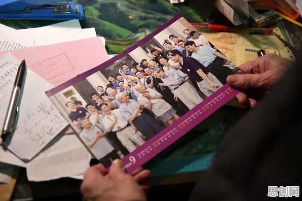 什么是量子系统动力学？它如何解释自动驾驶公交这一现象